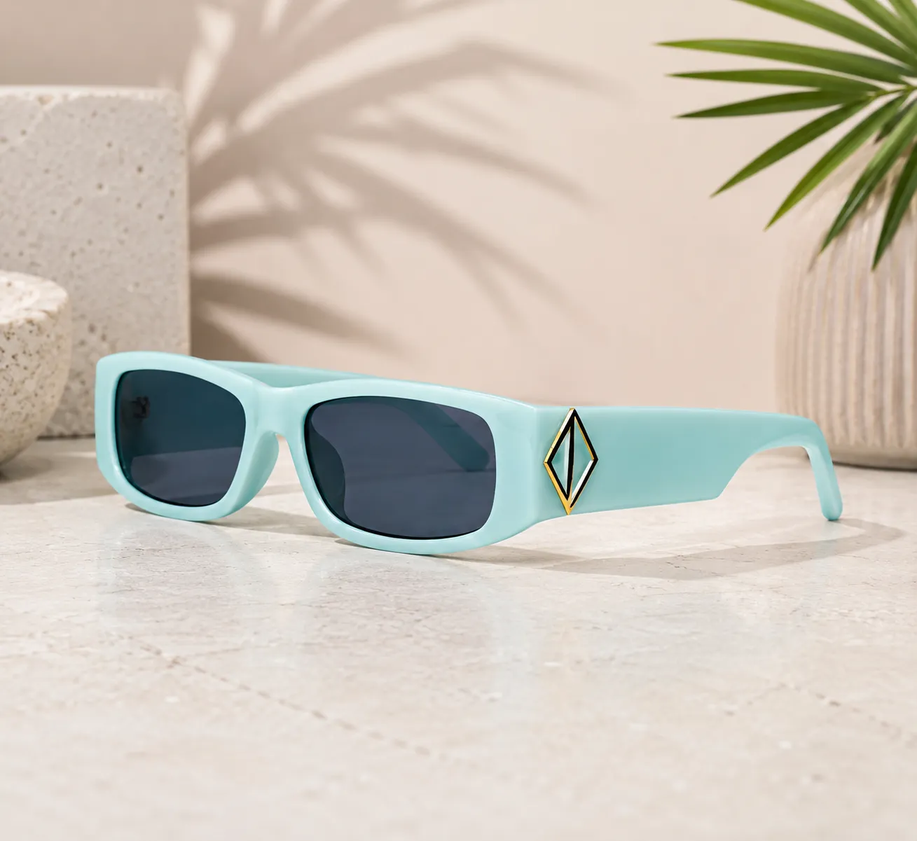 file_00000000f1008211b322b38a8c7e71c4_converted Men’s Retro Rectangle Sunglasses - Image 1